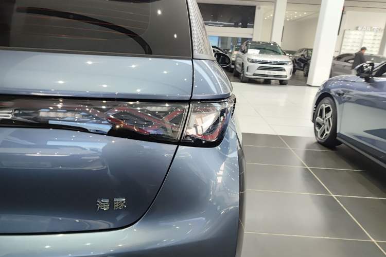 Used BYD Dolphin 2025 420km Active Version Exterior 3
