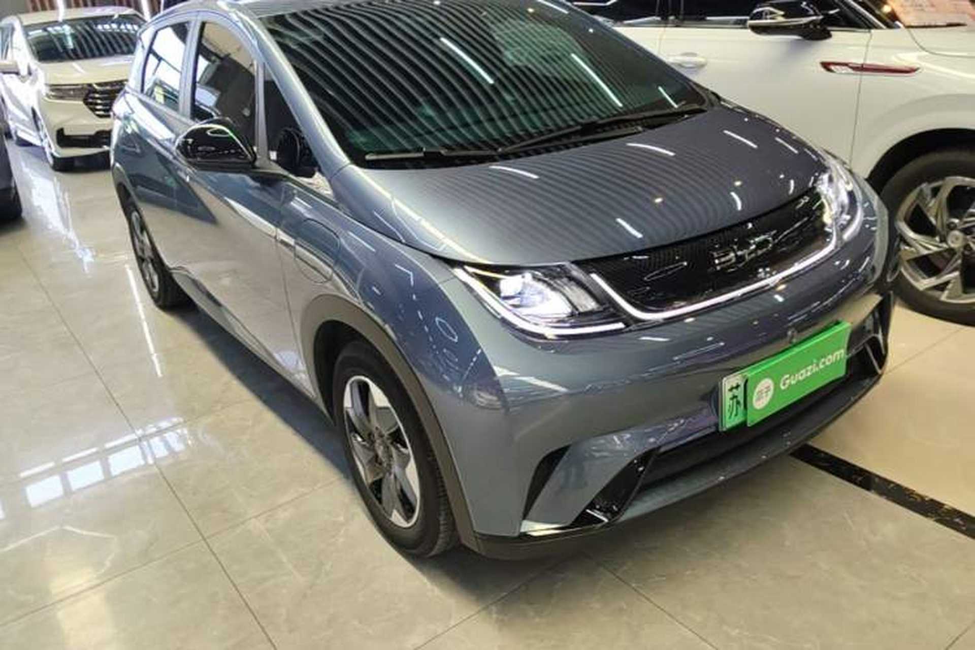 Used BYD Dolphin 2025 420km Free Edition Front Right 45 Deg