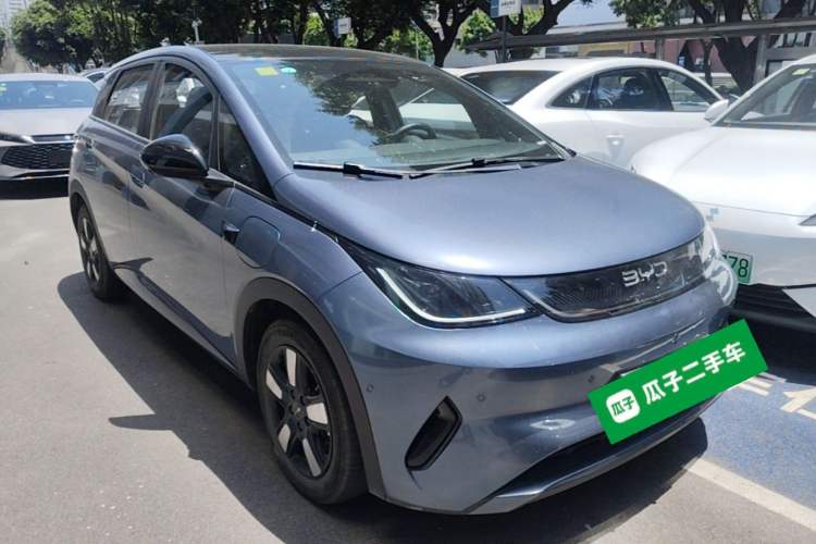 Used BYD Dolphin 2025 Intelligent Driving Version 410 km Fashion Edition Front Right 45 Deg