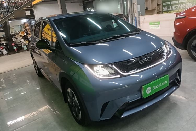 Used BYD Dolphin 2025 420km Free Edition Front Right 45 Deg