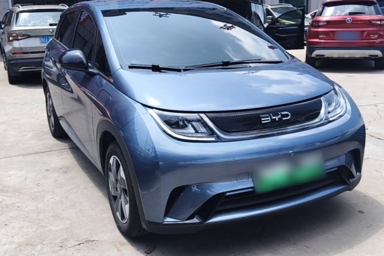 Used BYD Dolphin 2025 420km Free Edition Front Right 45 Deg