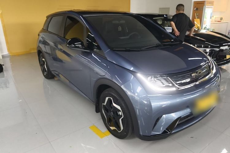 Used BYD Dolphin 2025 420km Active Version Front Right 45 Deg