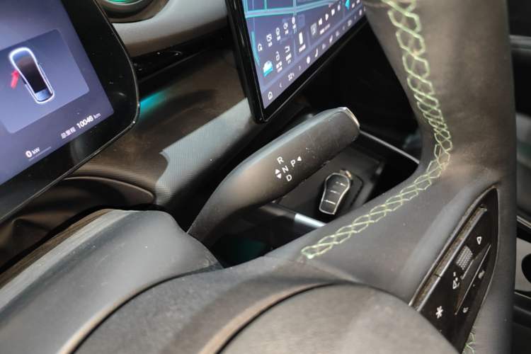 Used BYD Dolphin 2025 Intelligent Driving Version 410 km Fashion Edition Gear Lever