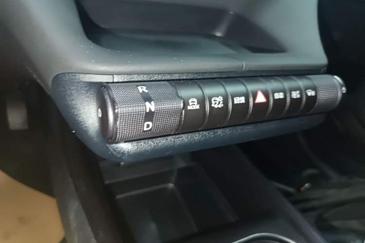 Used BYD Dolphin 2025 420km Active Version Gear Lever
