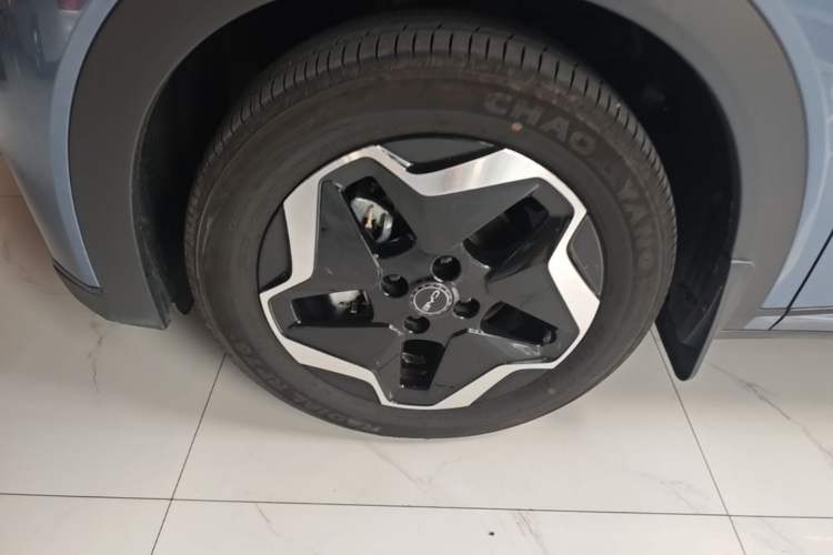 Used BYD Dolphin 2025 420km Active Version Left Front Wheel Hub