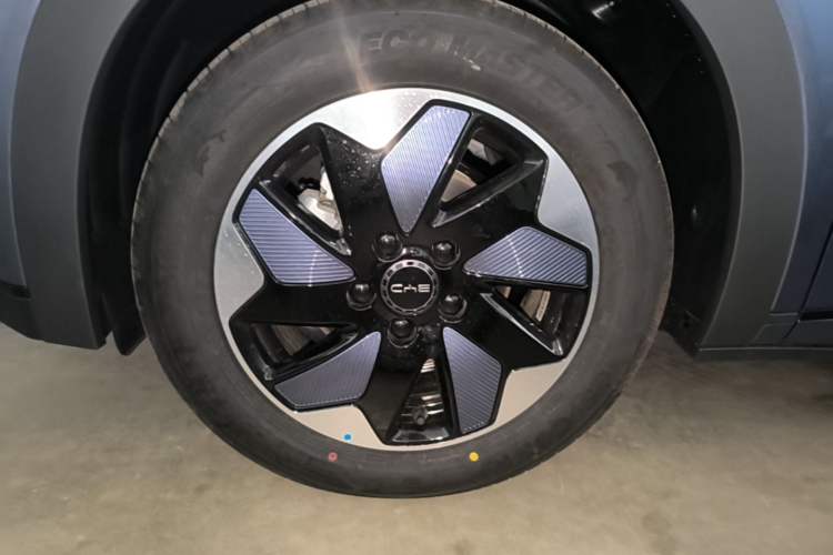 Used BYD Dolphin 2025 420km Free Edition Left Front Wheel Hub