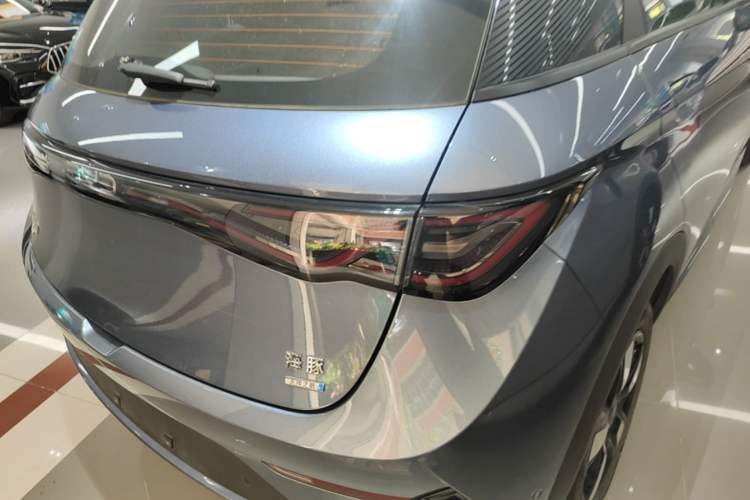 Used BYD Dolphin 2025 Intelligent Driving Version 410 km Fashion Edition Right Rear Taillight