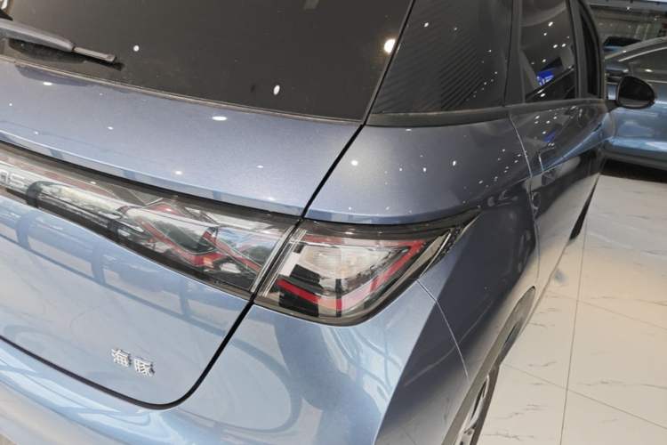 Used BYD Dolphin 2025 420km Fashion Edition Right Rear Taillight