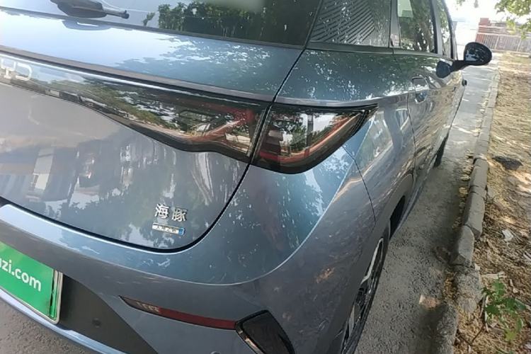Used BYD Dolphin 2025 Smart Drive Version 420 km Freedom Edition Right Rear Taillight