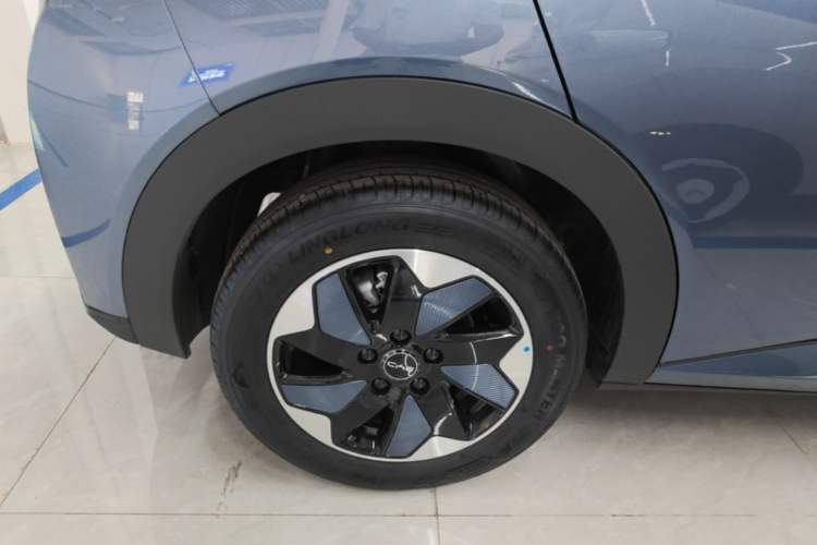 Used BYD Dolphin 2025 420km Free Edition Right Rear Wheel Hub