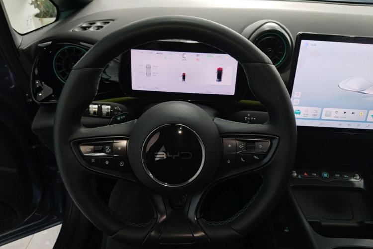 Used BYD Dolphin 2025 Intelligent Driving Version 410 km Fashion Edition Steering Wheel