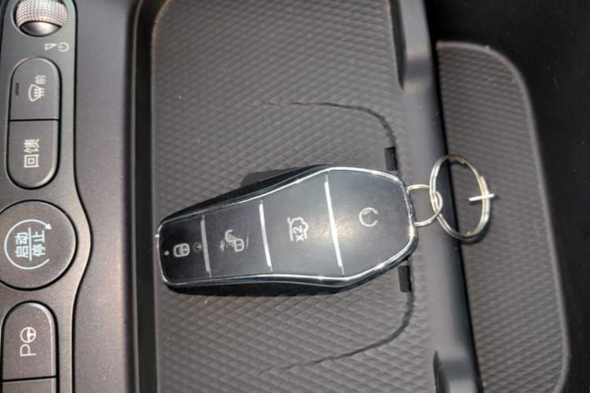 Used BYD Dolphin 2025 Intelligent Driving Version 410 km Fashion Edition Vehicle Key