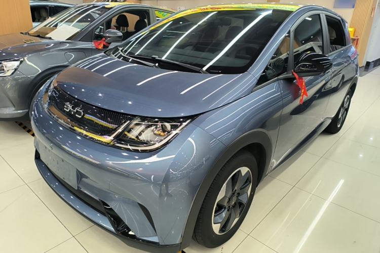 BYD Dolphin 2025 420km Free Edition