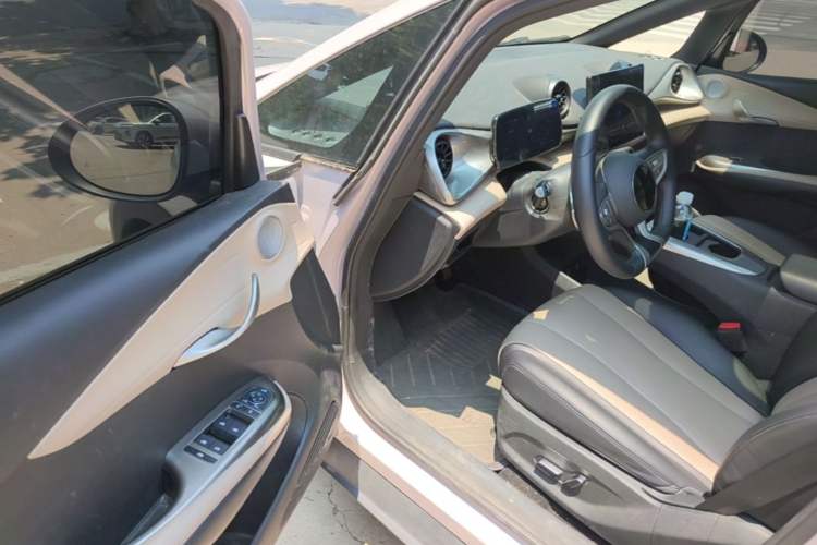 Used BYD Dolphin 2025 Intelligent Driving Version 410 km Fashion Edition Driver Seat