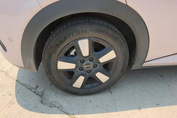 Used BYD Dolphin 2025 Intelligent Driving Version 410 km Fashion Edition Exterior 5