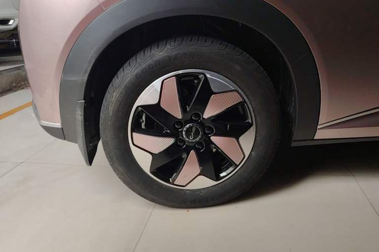 Used BYD Dolphin 2025 420km Fashion Edition Exterior 5