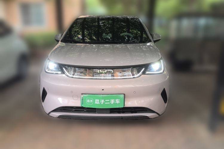 Used BYD Dolphin 2025 Smart Drive Version 420 km Freedom Edition Front