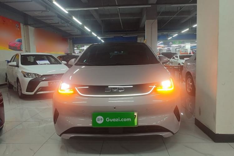 Used BYD Dolphin 2025 Intelligent Driving Version 410 km Fashion Edition Front