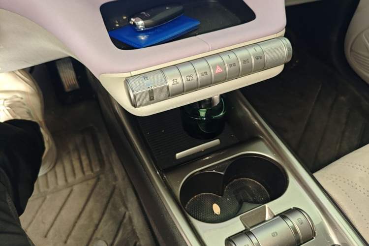 Used BYD Dolphin 2025 420km Fashion Edition Gear Lever