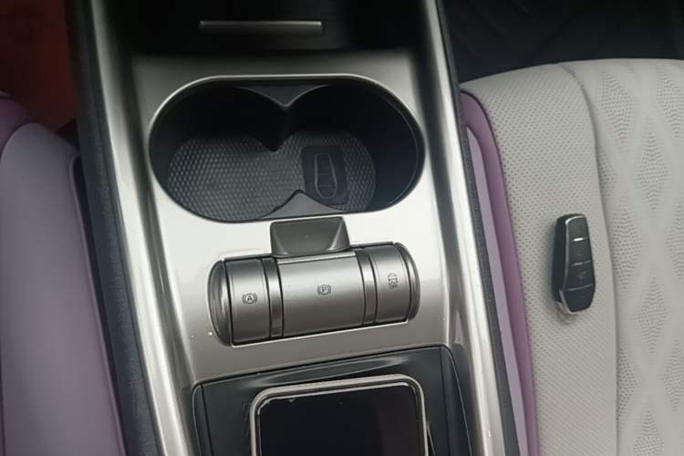 Used BYD Dolphin 2025 420km Fashion Edition Gear Lever