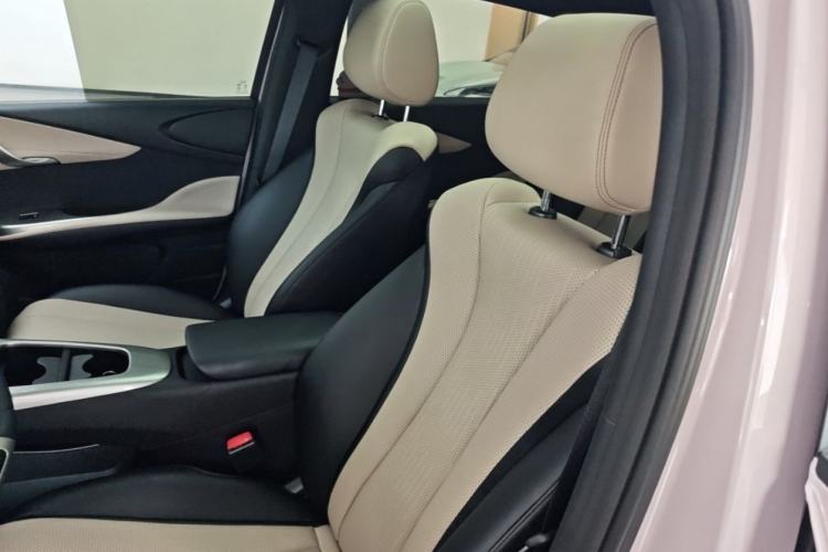 Used BYD Dolphin 2025 Intelligent Driving Version 410 km Fashion Edition Interior 5