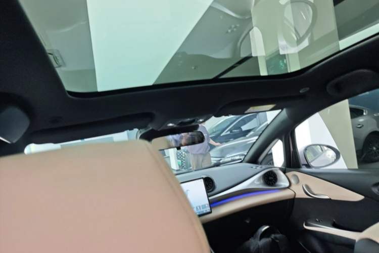 Used BYD Dolphin 2025 Intelligent Driving Version 410 km Fashion Edition Interior 8