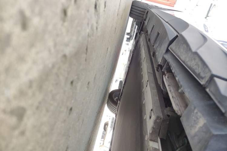 Used BYD Dolphin 2025 520km Range Knight Edition Left Side Sill