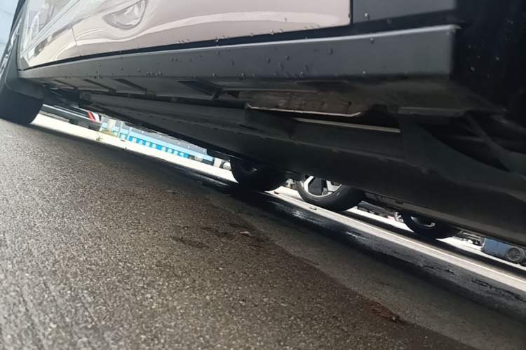 Used BYD Dolphin 2025 420km Fashion Edition Left Side Sill