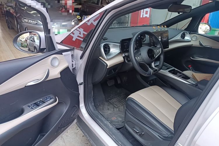 Used BYD Dolphin 2025 Smart Drive Version 420 km Freedom Edition Driver Seat