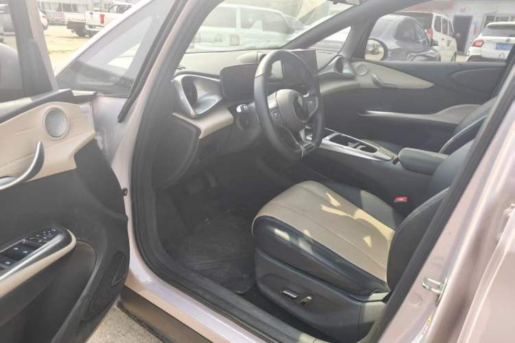 Used BYD Dolphin 2025 Intelligent Driving Version 410 km Fashion Edition Driver Seat