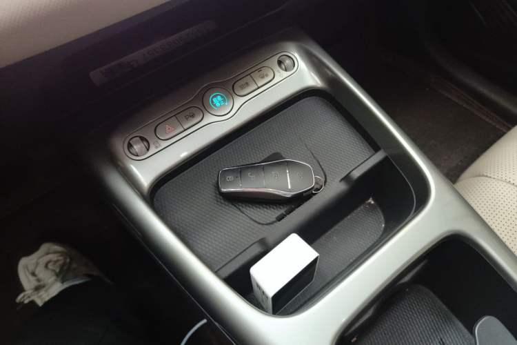 Used BYD Dolphin 2025 Intelligent Driving Version 410 km Fashion Edition Gear Lever