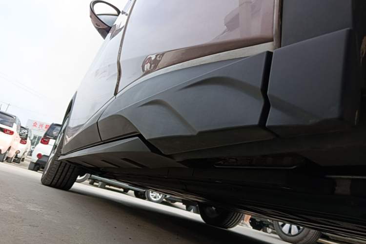 Used BYD Dolphin 2025 520km Range Knight Edition Left Side Sill