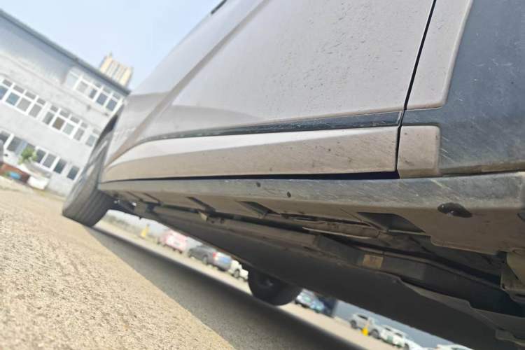Used BYD Dolphin 2025 Intelligent Driving Version 410 km Fashion Edition Right Side Sill