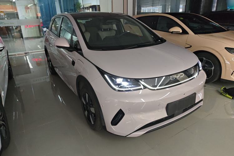 Used BYD Dolphin 2025 Intelligent Driving Version 410 km Fashion Edition Exterior 1