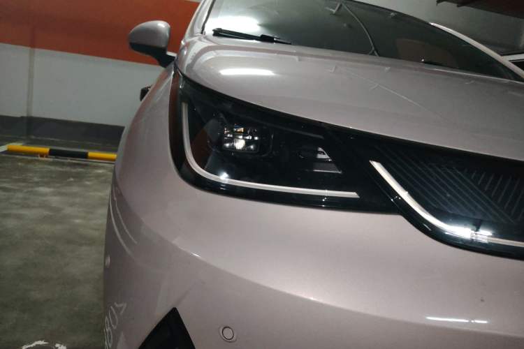 Used BYD Dolphin 2025 Intelligent Driving Version 410 km Fashion Edition Right Front Headlight