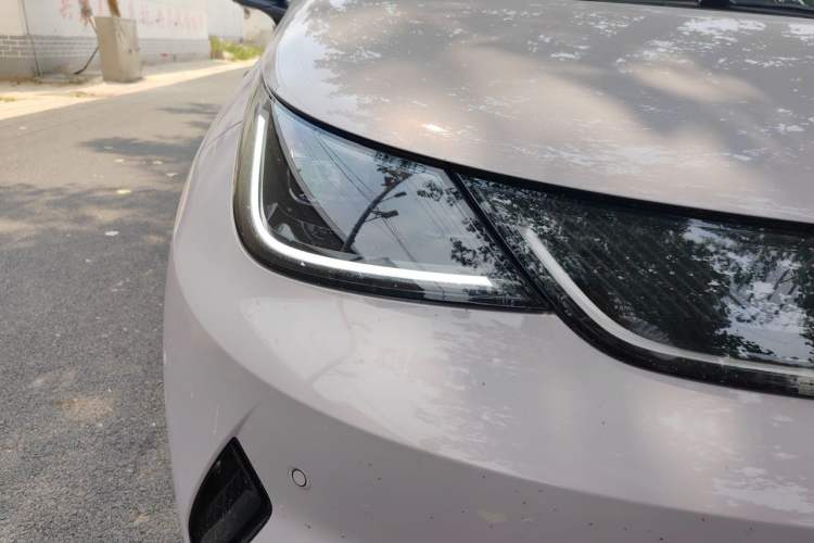 Used BYD Dolphin 2025 Intelligent Driving Version 410 km Fashion Edition Right Front Headlight