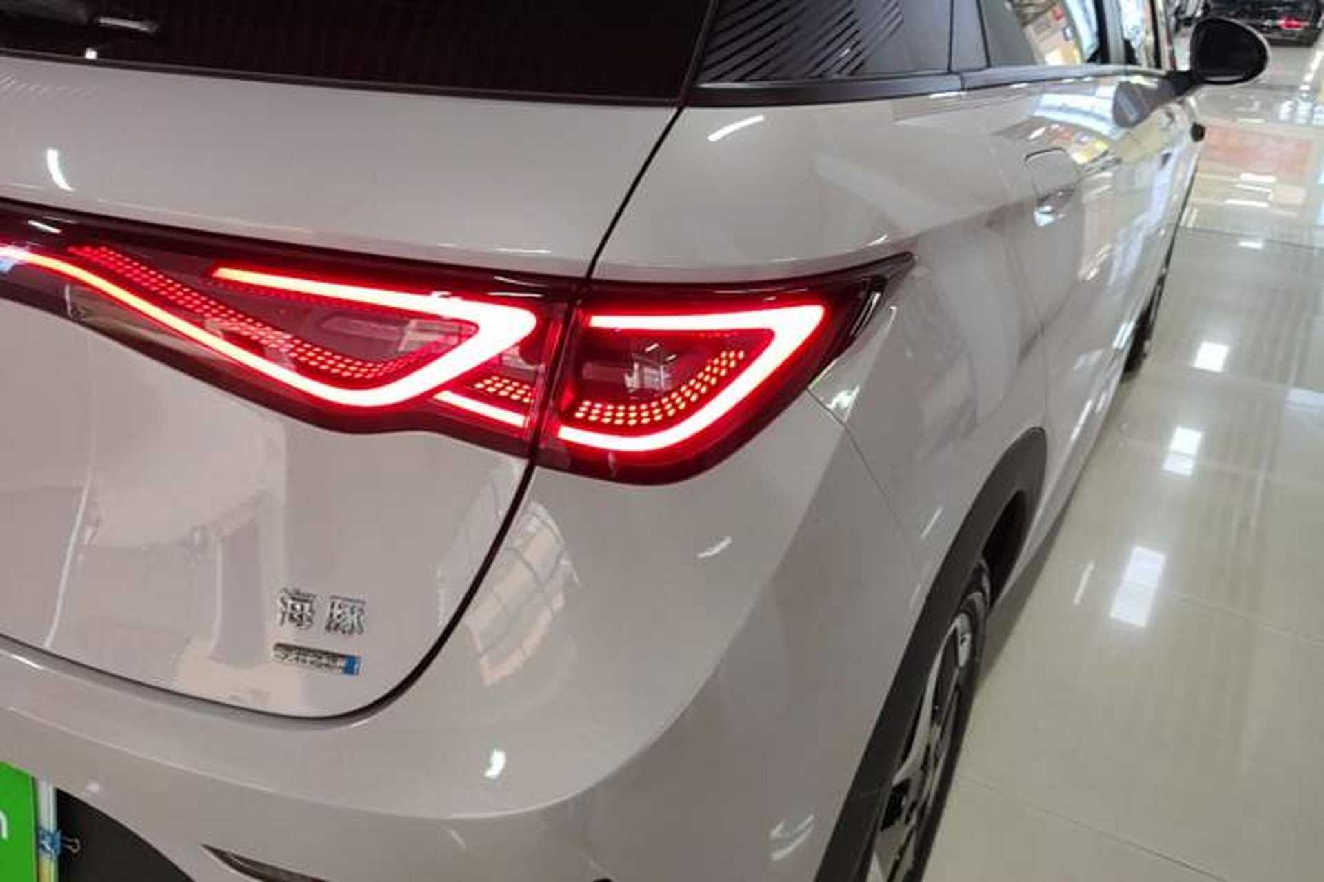 Used BYD Dolphin 2025 Smart Drive Version 420 km Freedom Edition Right Rear Taillight