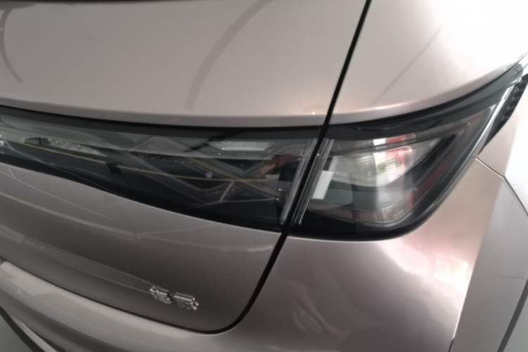 Used BYD Dolphin 2025 520km Range Knight Edition Right Rear Taillight