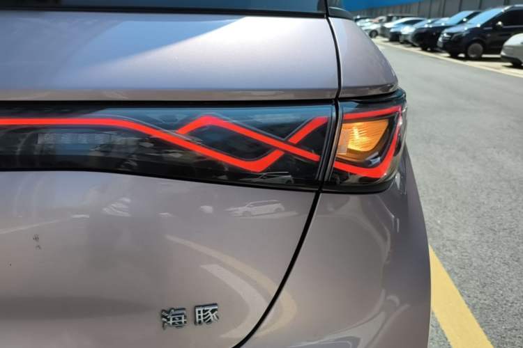 Used BYD Dolphin 2025 420km Fashion Edition Right Rear Taillight