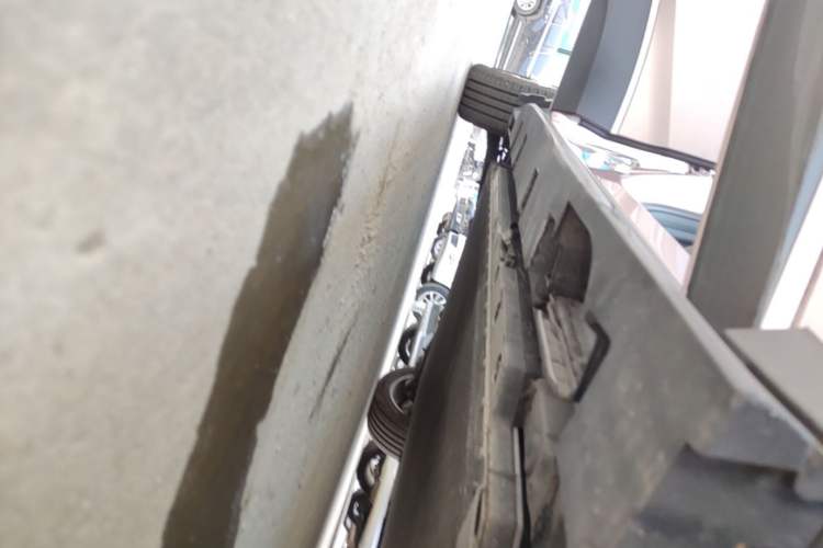 Used BYD Dolphin 2025 520km Range Knight Edition Right Side Sill