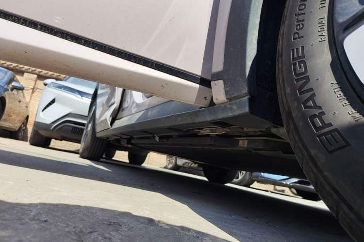 Used BYD Dolphin 2025 Intelligent Driving Version 410 km Fashion Edition Right Side Sill