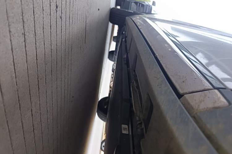 Used BYD Dolphin 2025 Intelligent Driving Version 410 km Fashion Edition Right Side Sill