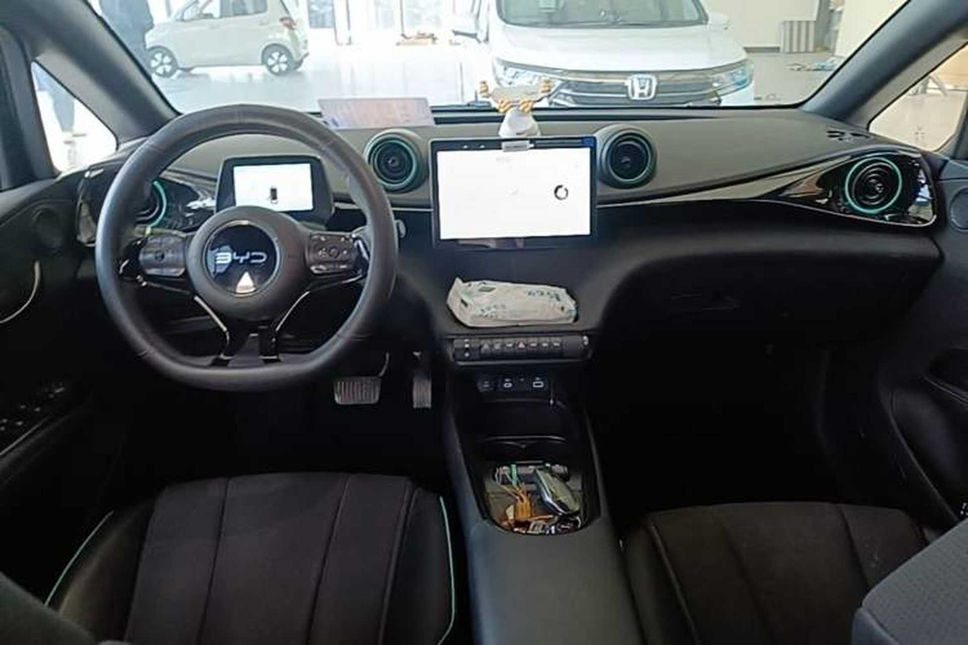 Used BYD Dolphin 2025 420km Active Version Center Console