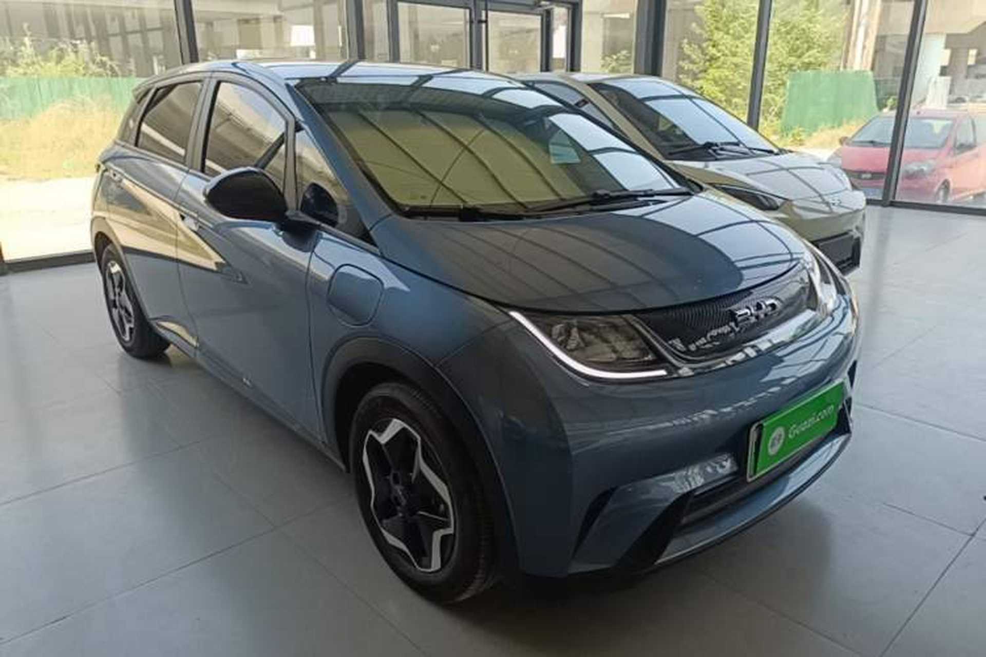 Used BYD Dolphin 2025 420km Active Version Front Right 45 Deg