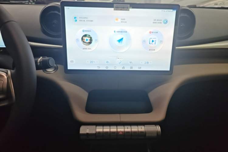 Used BYD Dolphin 2025 420km Free Edition Audio And AC Panel