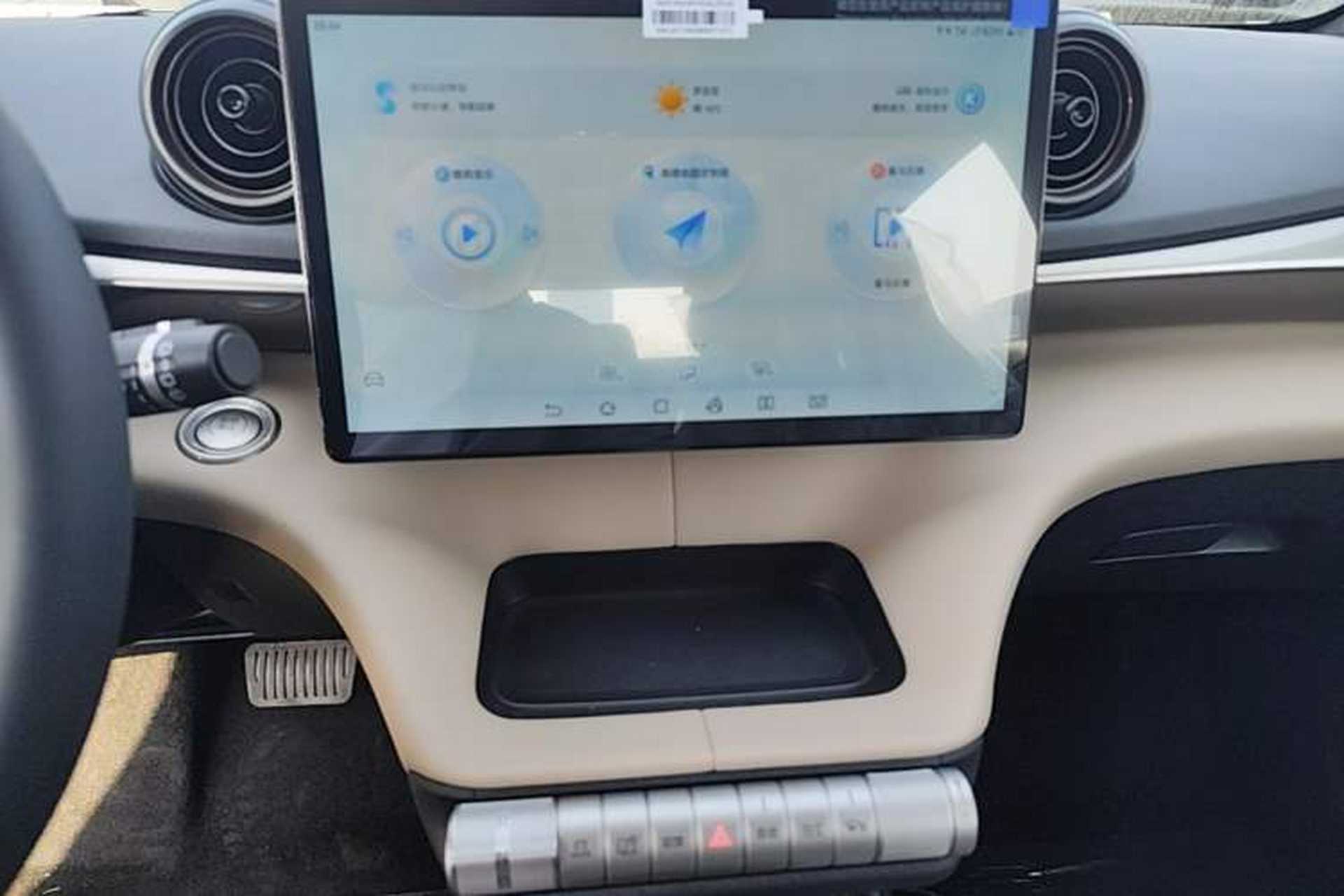 Used BYD Dolphin 2025 420km Free Edition Audio And AC Panel