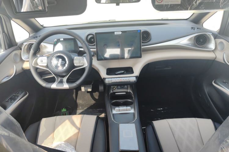 Used BYD Dolphin 2025 420km Free Edition Center Console