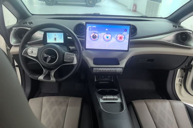 Used BYD Dolphin 2025 420km Free Edition Center Console