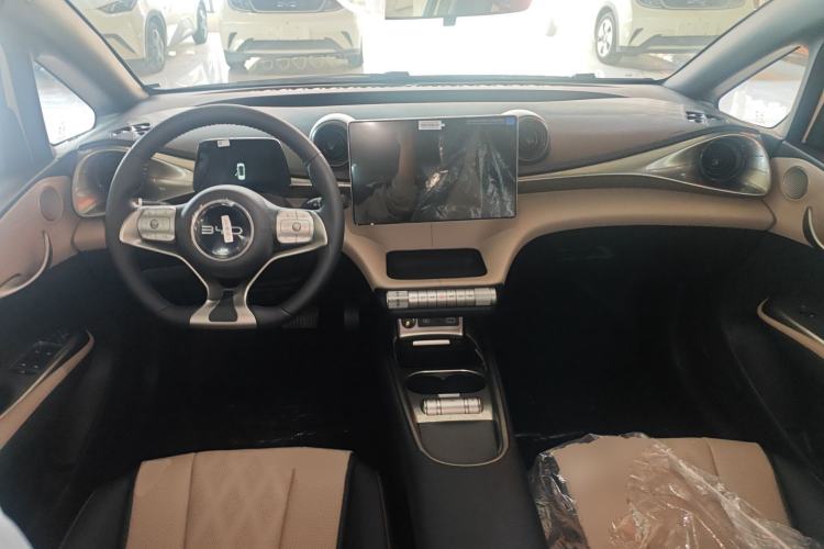 Used BYD Dolphin 2025 420km Free Edition Center Console