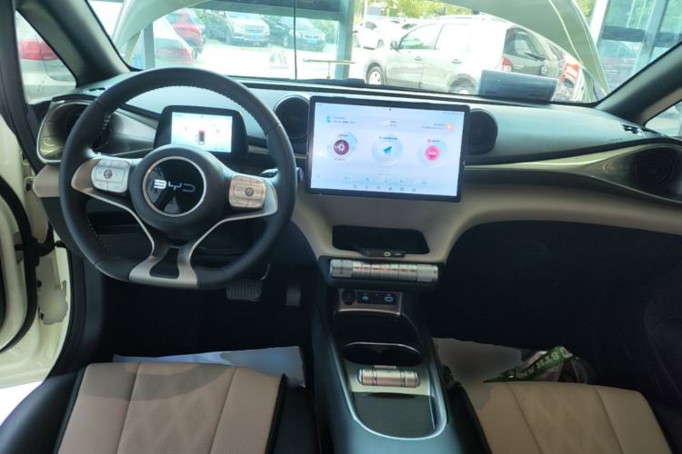 Used BYD Dolphin 2025 420km Free Edition Center Console